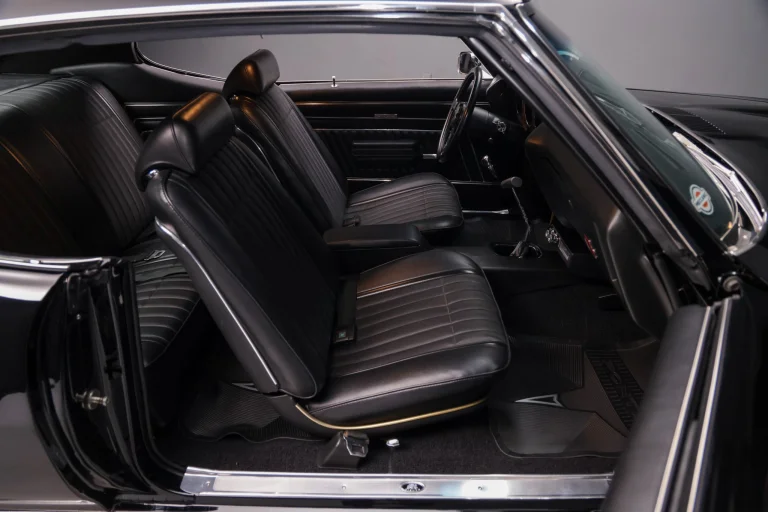 Vehicle image 178